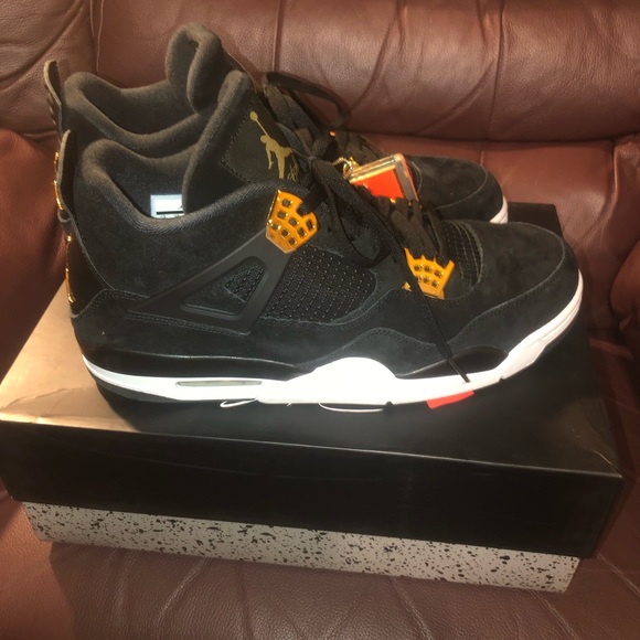 Black and Gold Air Jordan Retro 4 - Picture 2 of 6